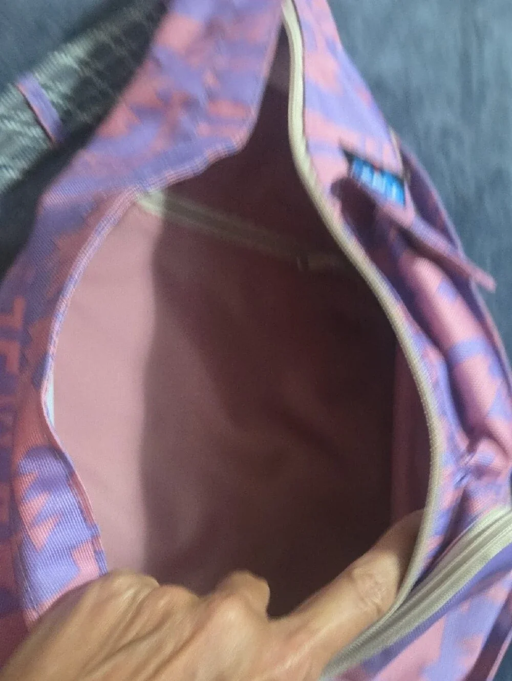 Kavu Crossbody Sling Bag - Lavender and Pink Aztec